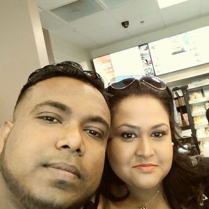 Meet your Posher, Leslie-ann